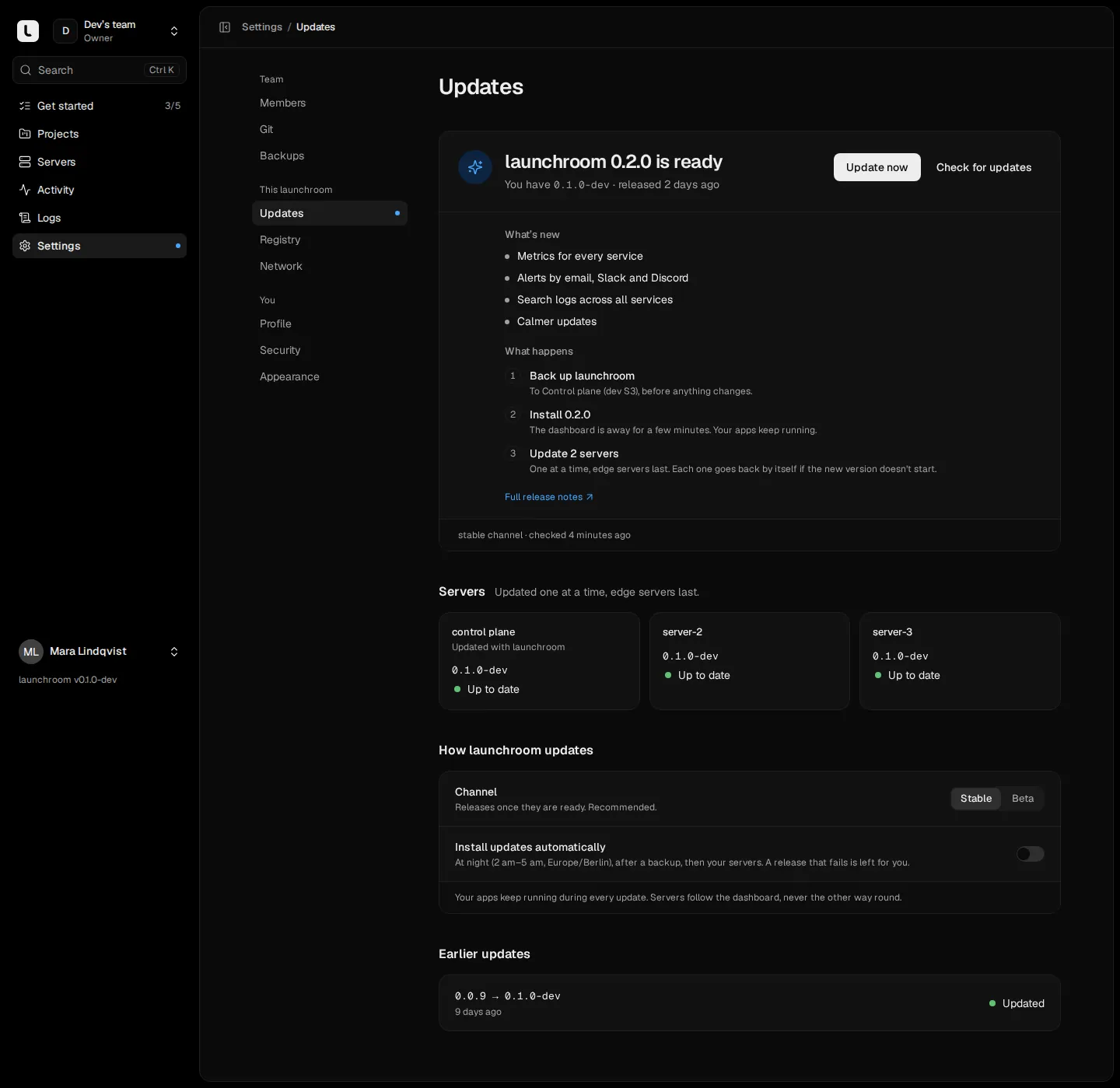 Updates settings: launchroom 0.2.0 is ready with what's new and the three steps it takes, server versions for control plane, server-2 and server-3, channel and automatic update settings, and earlier updates.